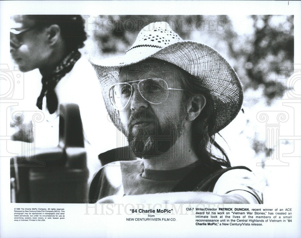 1989 Press Photo &quot;84 Charlie MoPic&quot; Director Patrick Duncan - Historic Images