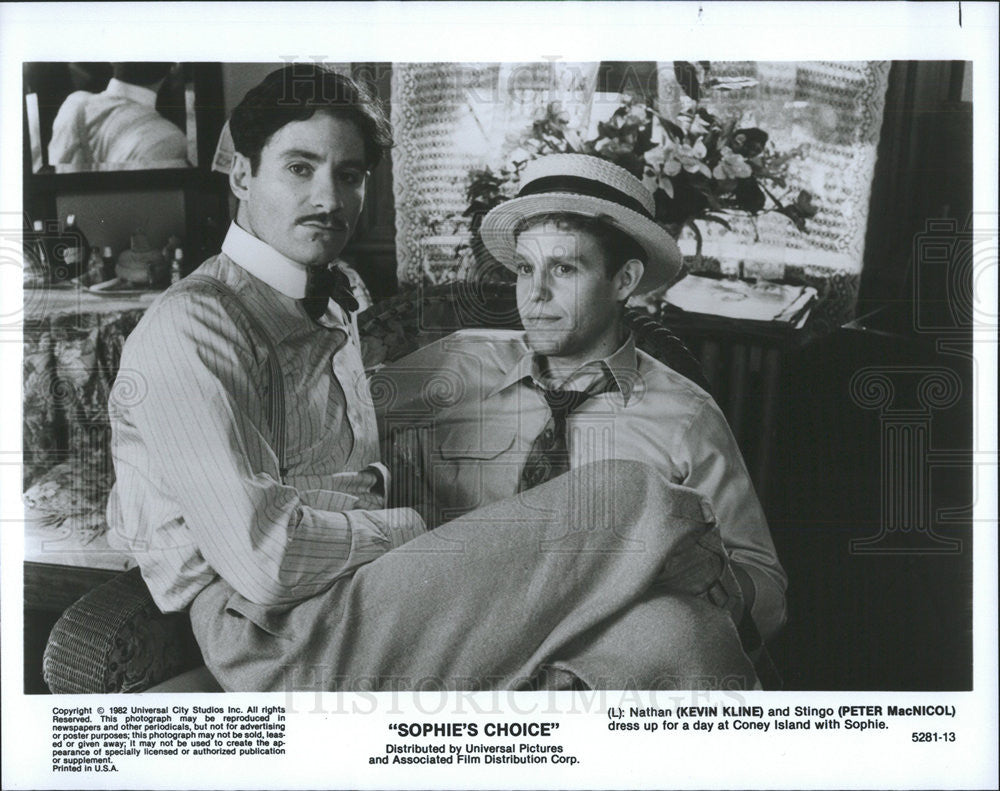 1982 Press Photo Film Sophie&#39;s Choice Kevin Kline Peter MacNicol - Historic Images