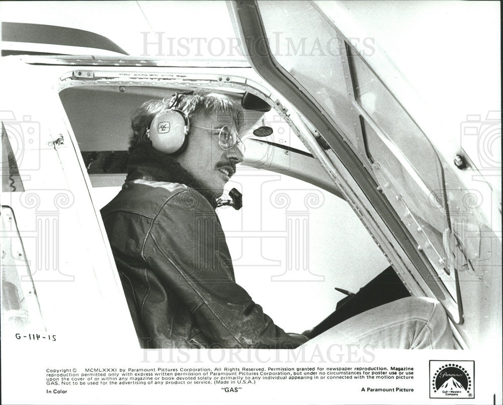 1981 Press Photo Donald Sutherland Stars In &quot;Gas&quot; - Historic Images