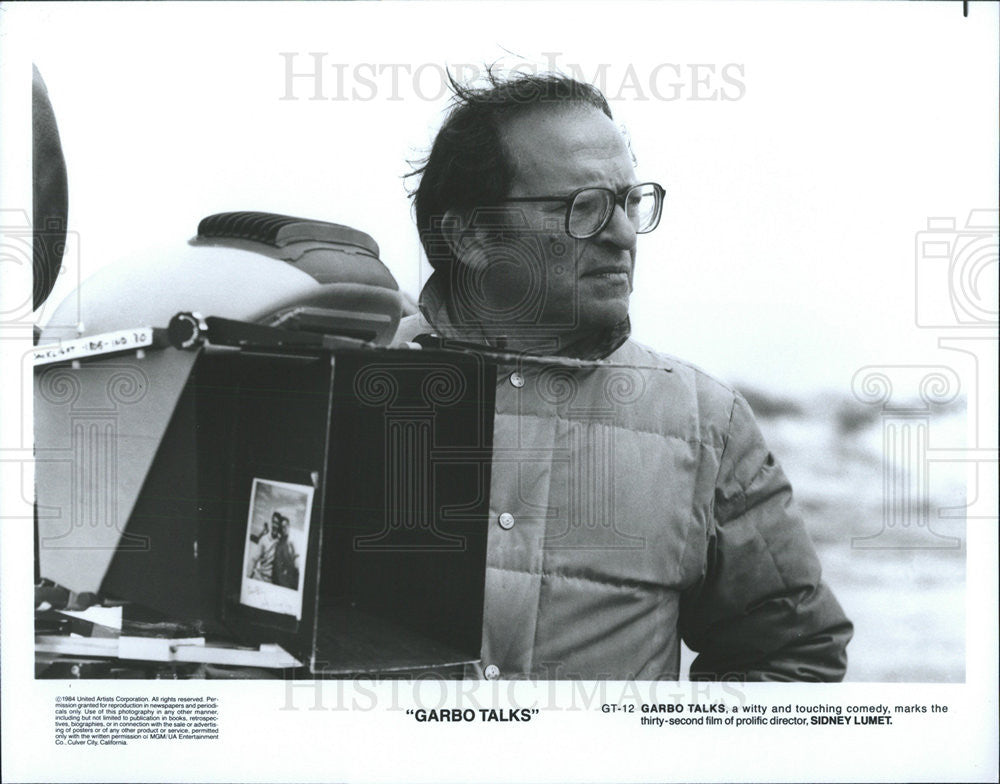 1984 Press Photo Director Sidney Lumet, &quot;Garbo Talks&quot; - Historic Images