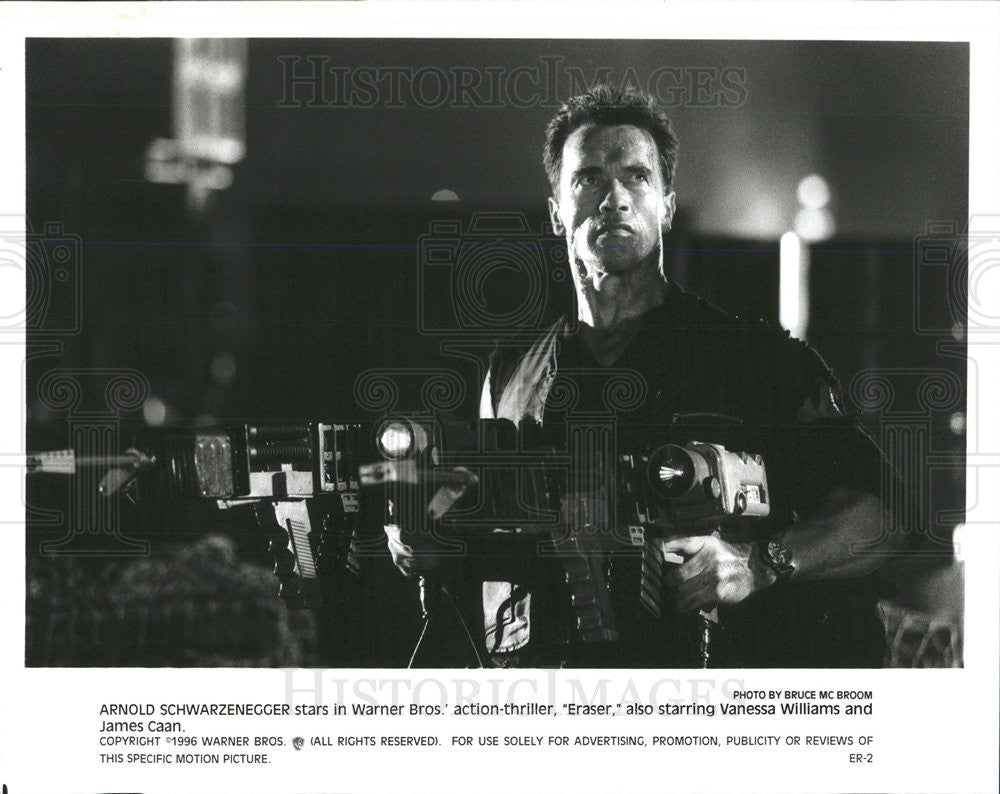 1996 Press Photo Arnold Schwarzenegger Actor Eraser - Historic Images