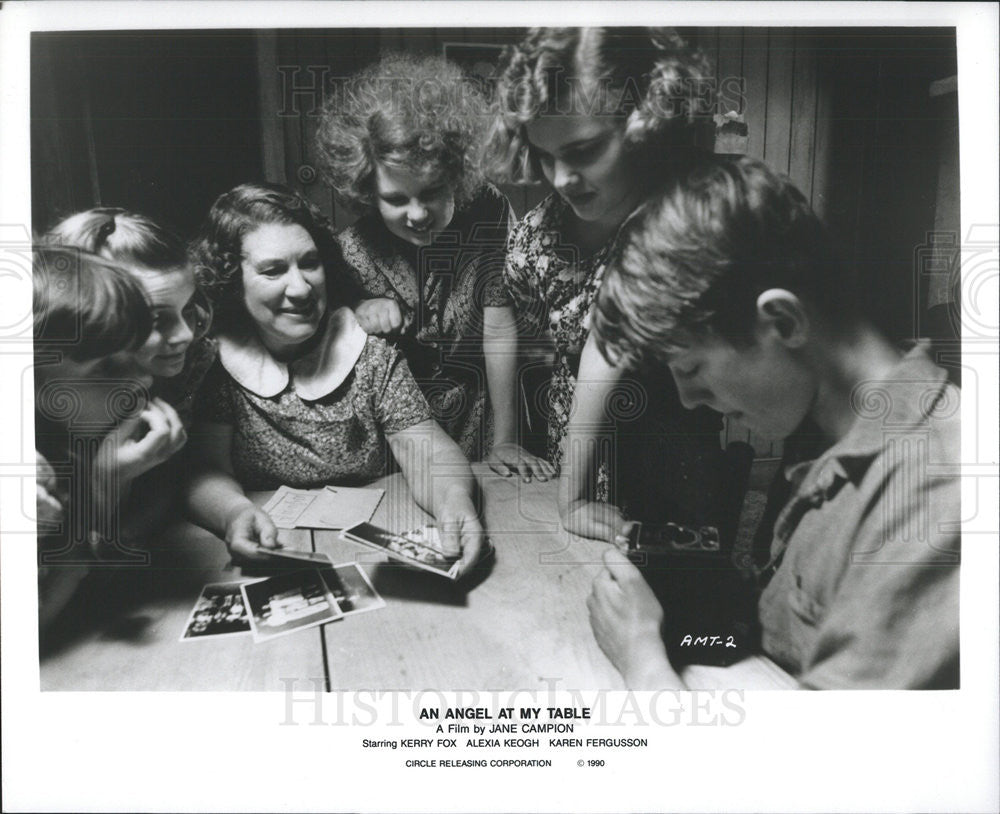 1990 Press Photo Kerry Fox Alexia Keogh Karen Fergusson Actors Angel My Table - Historic Images