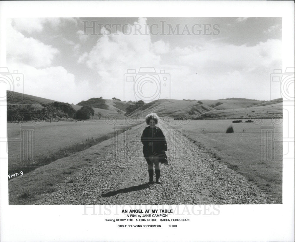 1990 Press Photo Alexia Keogh Actress An Angel My Table - Historic Images