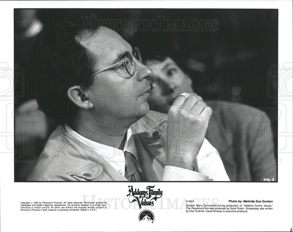 1993 Press Photo Barry Sonnenfeld Director Addams Family Values - Historic Images