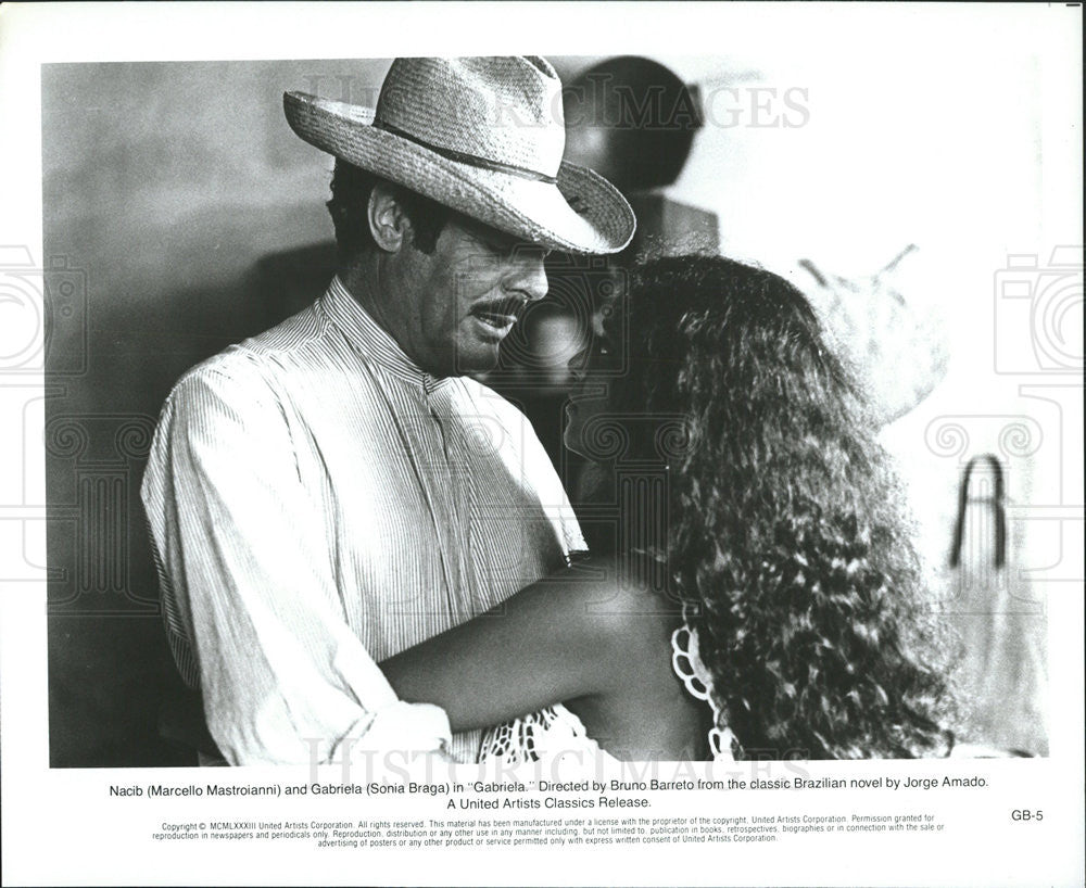 1983 Press Photo Marcello Mastoianni Actor Sonia Braga Actress Gabriela Film - Historic Images