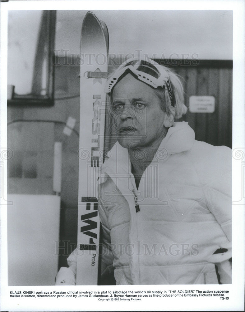 1982 Press Photo Klaus Kinski stars in &quot;The Soldier&quot; - Historic Images