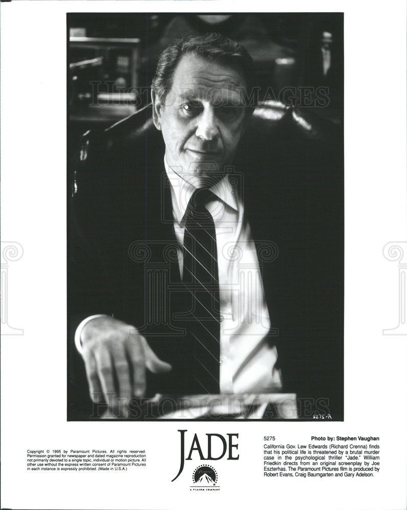 1995 Press Photo Richard Crenna in "Jade" - Historic Images