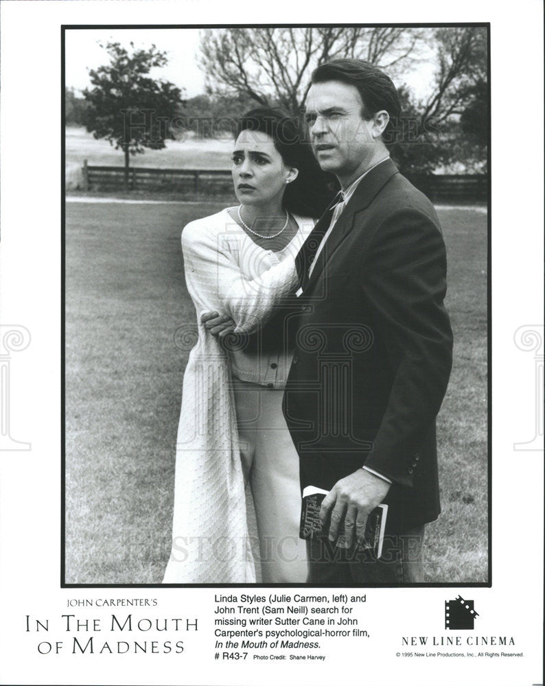 1995 Press Photo In The Mouth Of Madness Film Julie Carmen Sam Neill Scene - Historic Images
