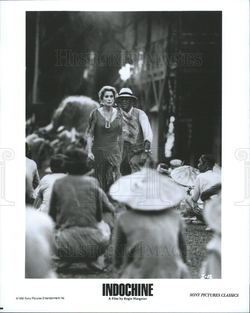 1992 Press Photo Catherine Deneuve in &quot;Indochine&quot; - Historic Images