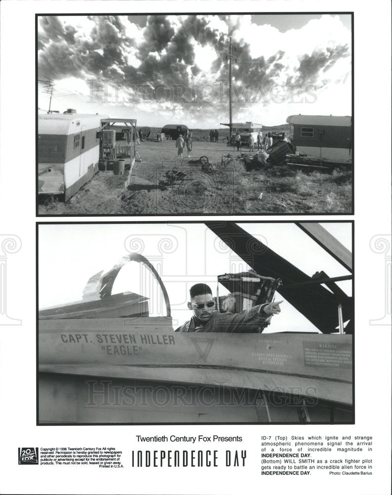 1996 Press Photo Independence Day Film Will Smith In Plane Scene Sky Lit Up - Historic Images