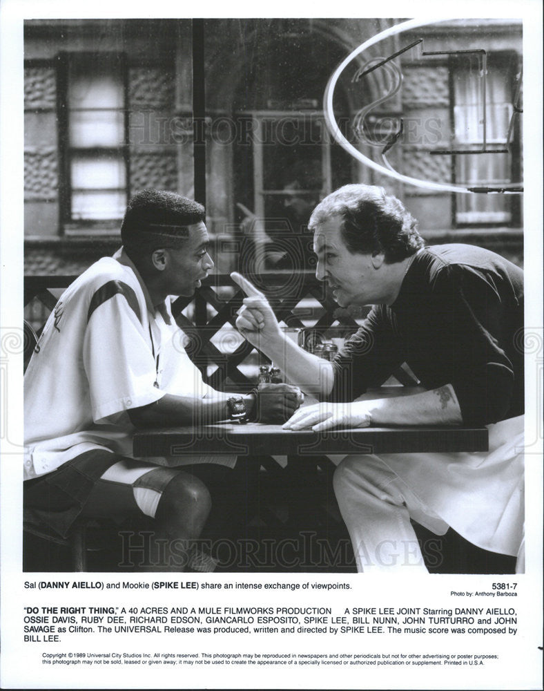 1989 Press Photo Spike Lee Actor Danny Aiello Do Right Thing Comedy Movie - Historic Images