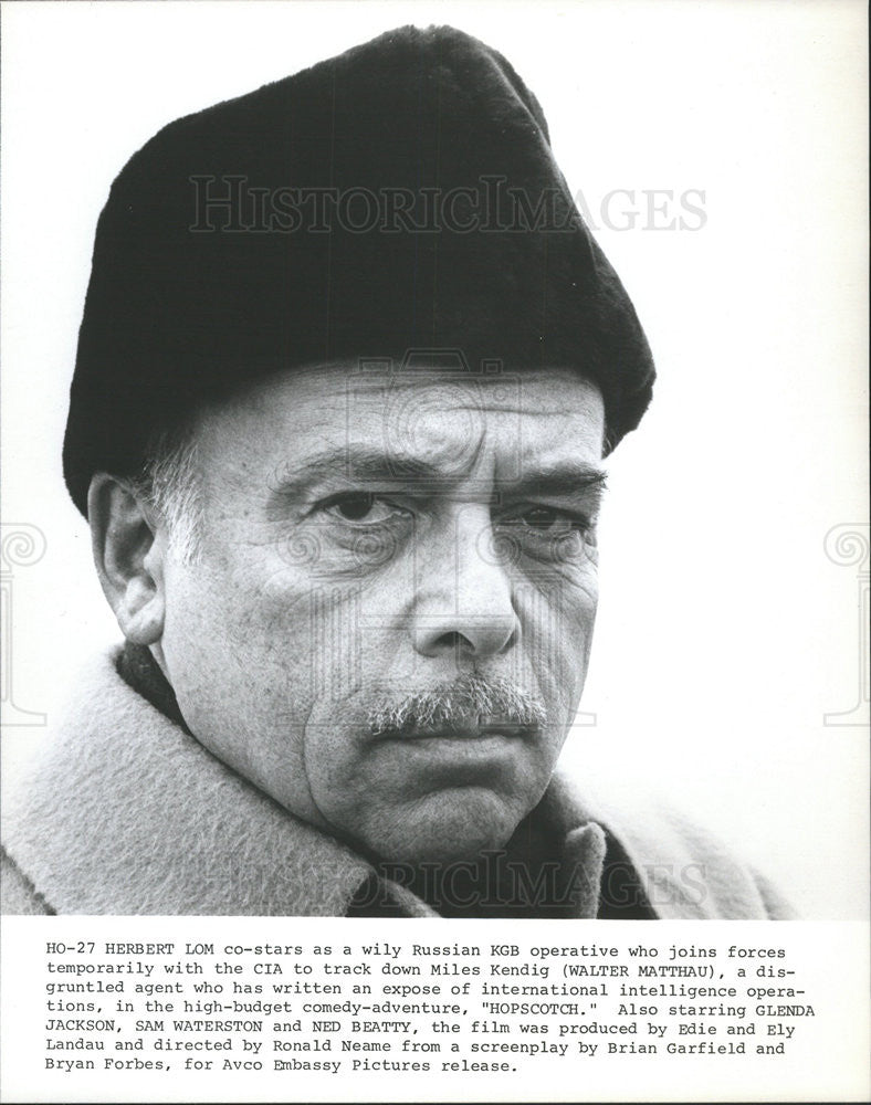 1980 Press Photo Herbert Lom Actor Comedy Adventure Film Hopscotch Movie - Historic Images