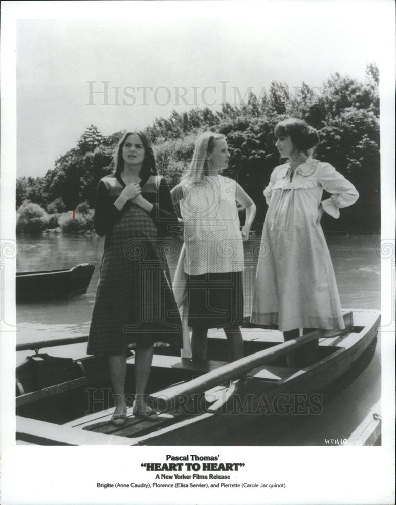 1979 Press Photo Anne Caudry Elisa Servier Carole Jacquinot Heart To Heart - Historic Images