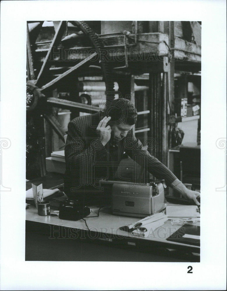 1993 Press Photo Cronos Ron Perlman - Historic Images