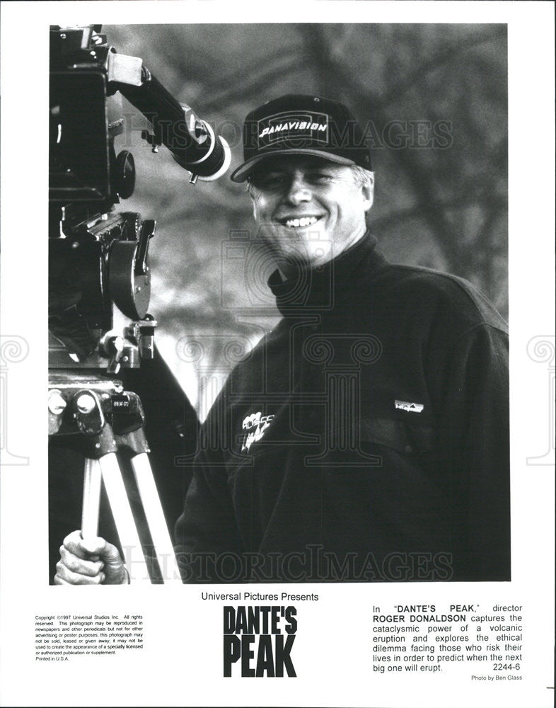 1997 Press Photo Dante&#39;s Peak Roger Donaldson - Historic Images