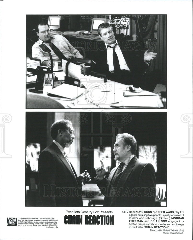 1996 Press Photo Kevin Dunn, Fred Ward, Morgan Freeman In &quot;Chain Reaction&quot; - Historic Images