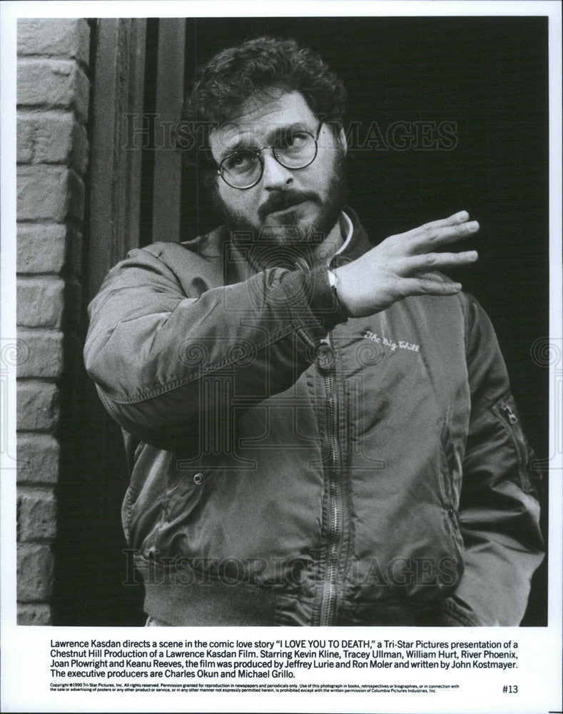 1990 Press Photo Lawrence Kasdan Director Comedy I Love You To Death Film Movie - Historic Images