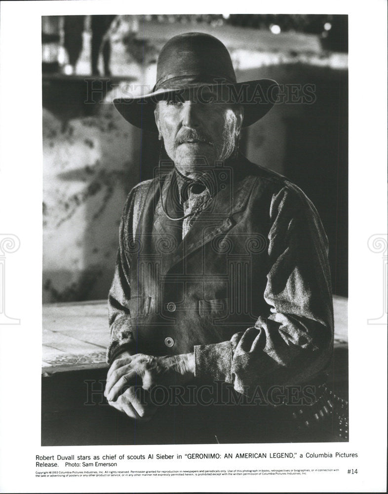 1993 Press Photo Film Geronimo:An American Legend Wes Studi - Historic Images