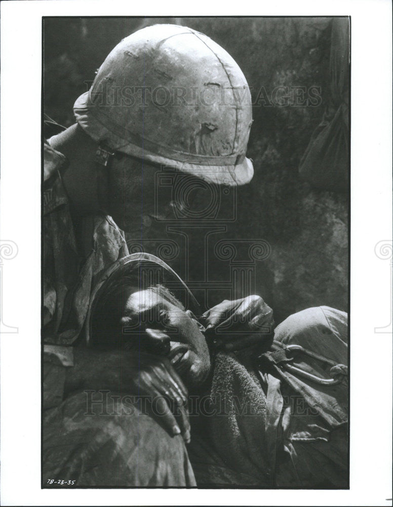 1987 Press Photo Film Hamburger Hill - Historic Images