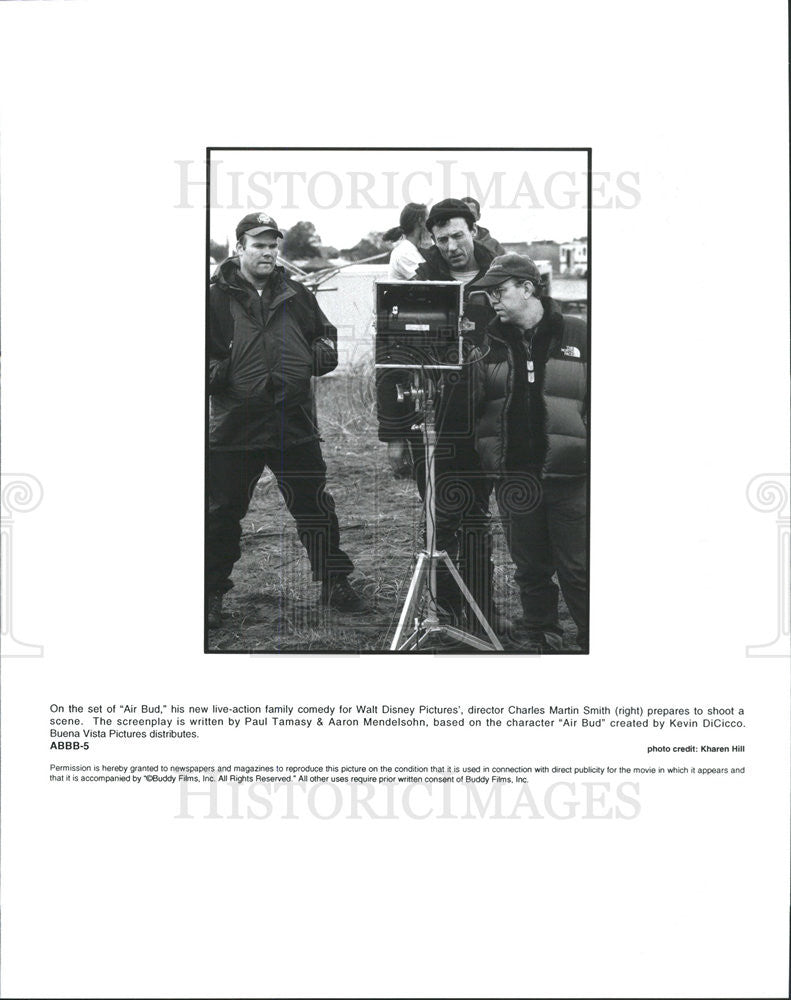 1997 Press Photo Charles Martin Smith Director Air Bud - Historic Images