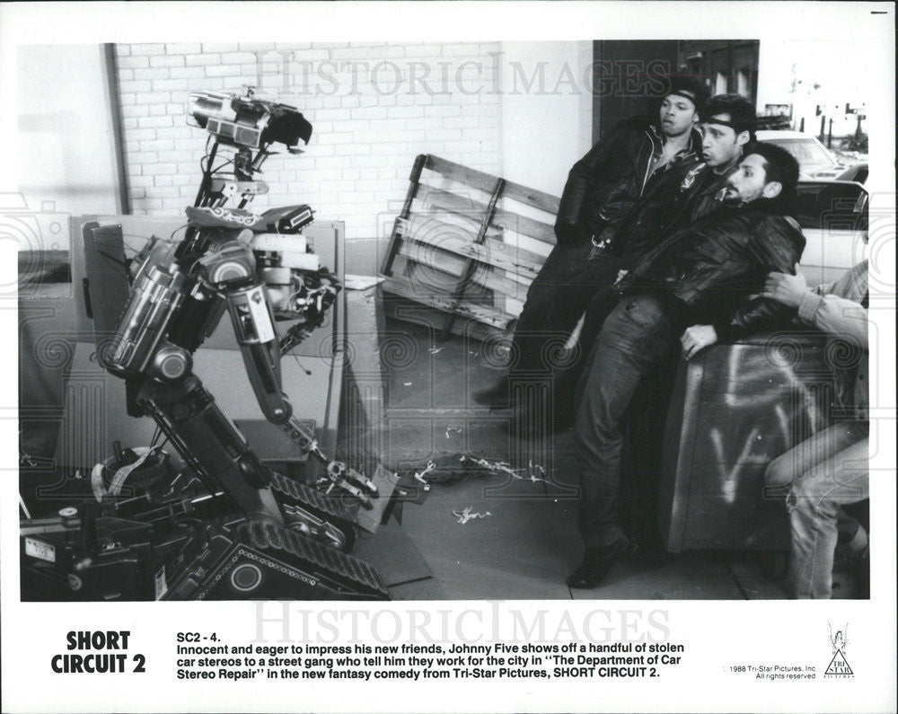 1988 Press Photo Short Circuit 2 Johnny Five - Historic Images