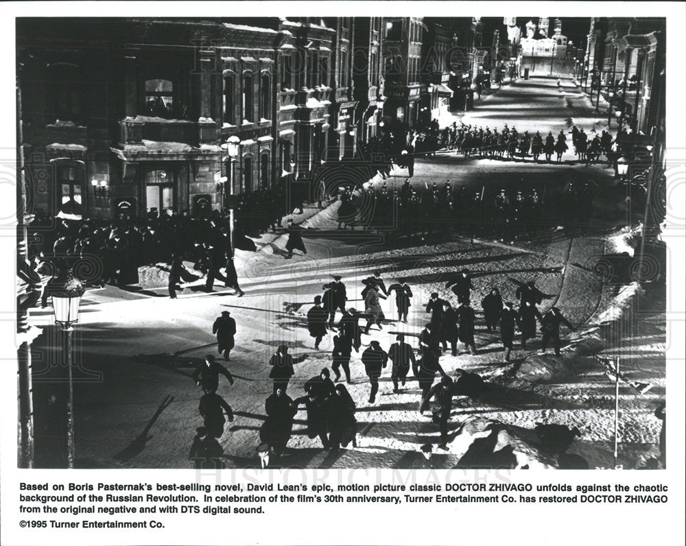 1995 Press Photo Russian Revolution Scene From Movie "Dr. Zhivago" Circa 1965 - Historic Images