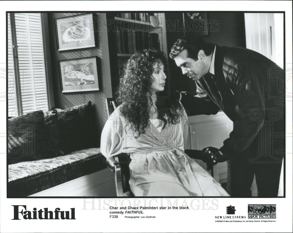 Press Photo Cher and Chazz Palminteri in &quot;Faithful&quot; - Historic Images