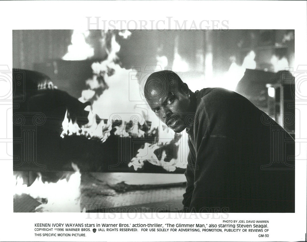 1996 Press Photo Keenen Ivory Wayans Stars In &quot;The Glimmer Man&quot; - Historic Images