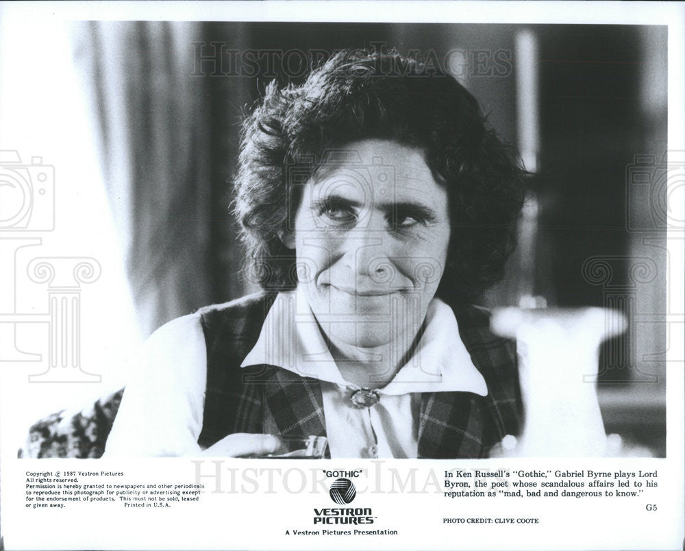 1987 Press Photo Gothic Gabriel Byrne - Historic Images