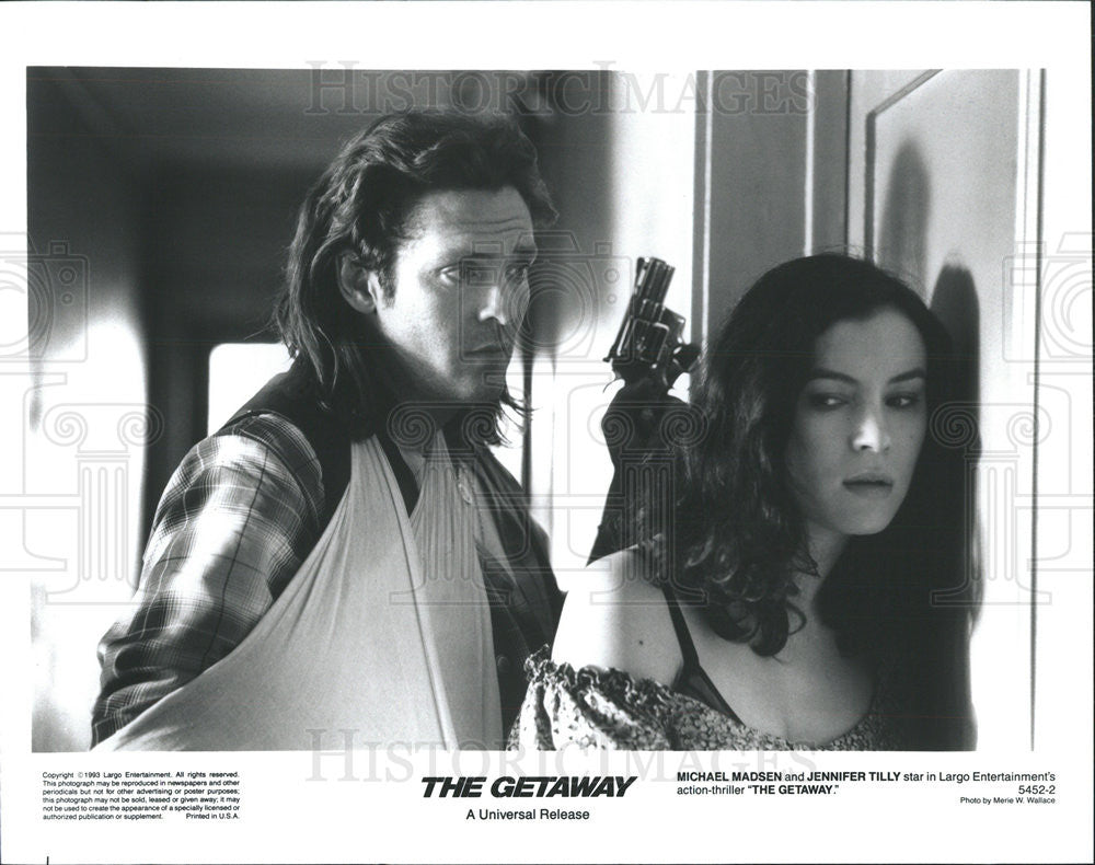1993 Press Photo Michael Maden &amp; Jennifer Tilly in &quot;The Getaway&quot; - Historic Images