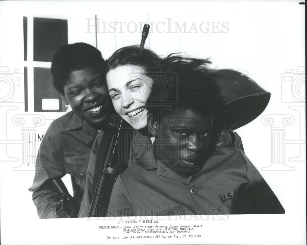Press Photo Privates Joanna Johnson Jackie Hall Carla Tuten in "Soldier Girls" - Historic Images