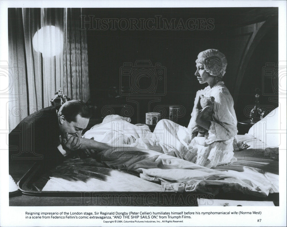 1984 Press Photo Peter Cellier and Norma West in film &quot;And the Ship Sails On&quot; - Historic Images