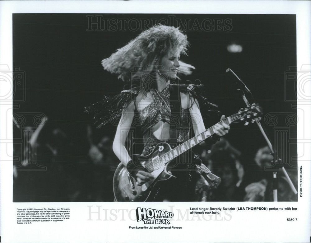 1985 Press Photo Lea Thompson Stars As Beverly Switzler In &quot;Howard The Duck&quot; - Historic Images