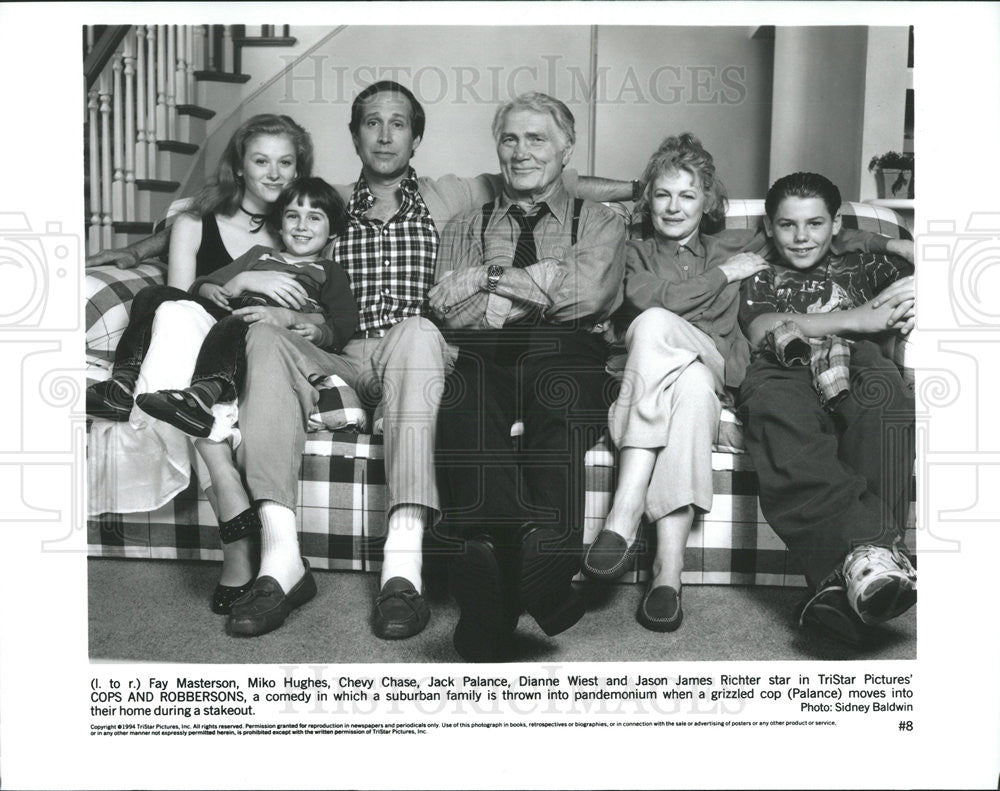 1994 Press Photo Fay Masterson, Miko Hughes, Chevy Chase, Jack Palance &amp; Others - Historic Images