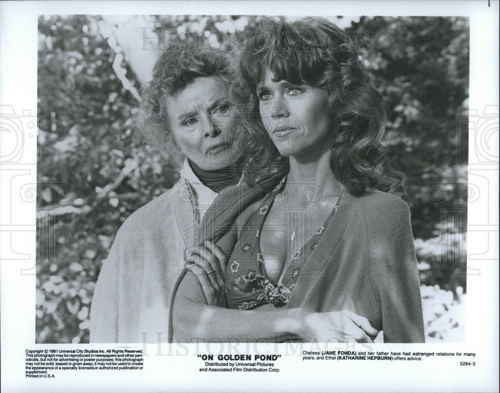 1981 Press Photo Jane Fonda &amp; Katharine Hepburn star in &quot;On Golden Pond&quot; - Historic Images