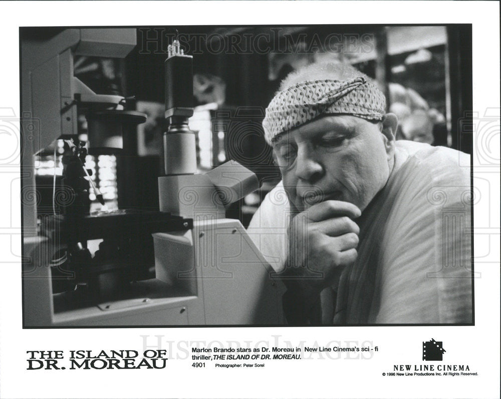 1996 Press Photo Marlon Brando stars in &quot;The Island of Dr. Moreau&quot; - Historic Images