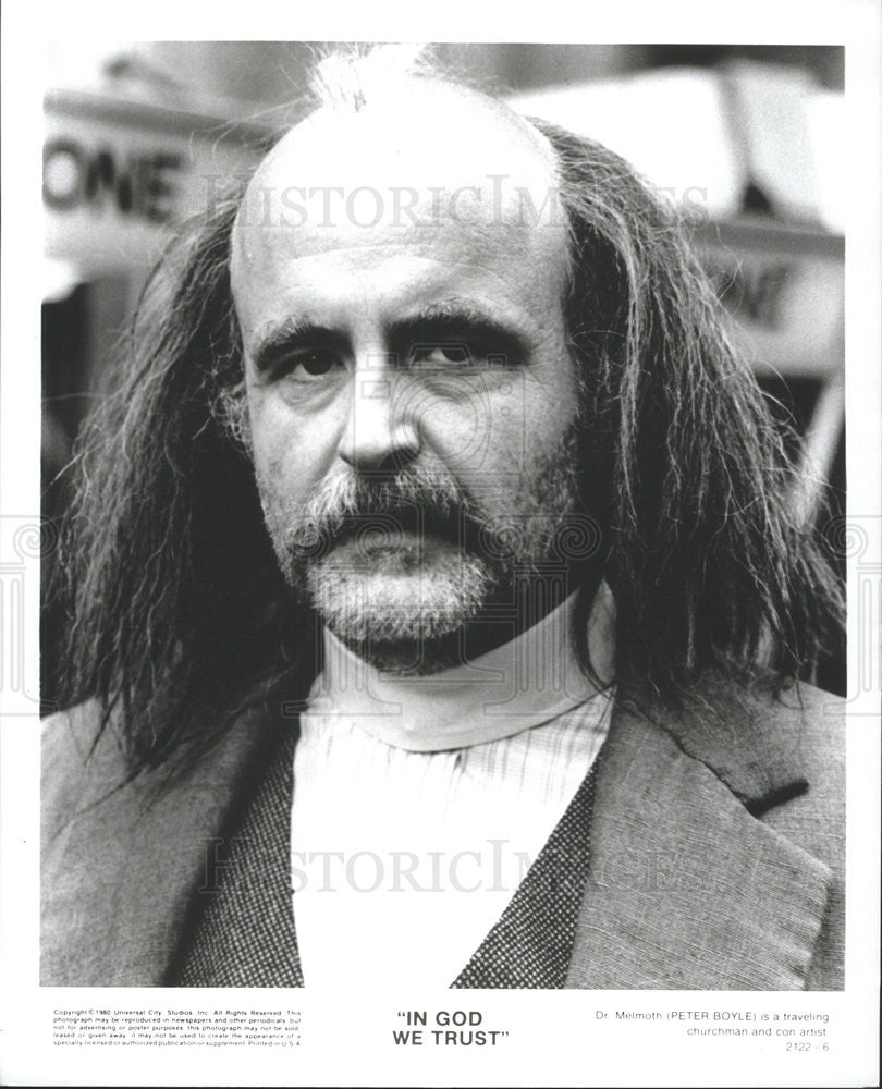 1984 Press Photo Peter Boyle in &quot;In God We Trust&quot; - Historic Images