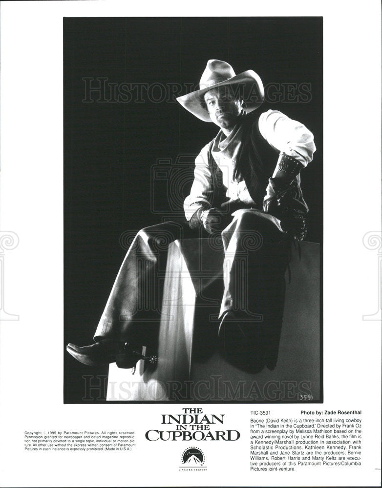 1995 Press Photo David Keith as Boone in &quot;The Indian in the Cupboard&quot; - Historic Images