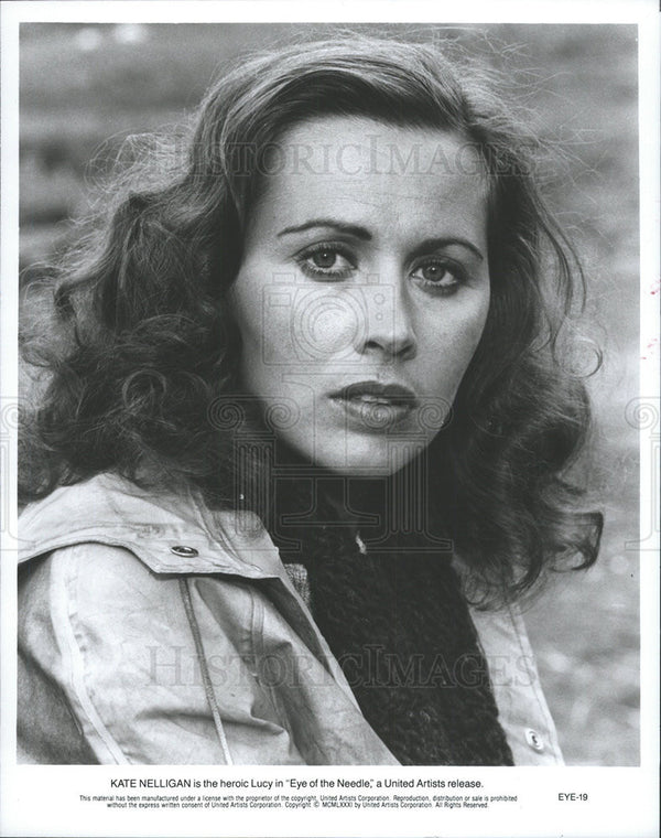 1981 Press Photo Kate Nelligan Actress Eye Needle Historic Images