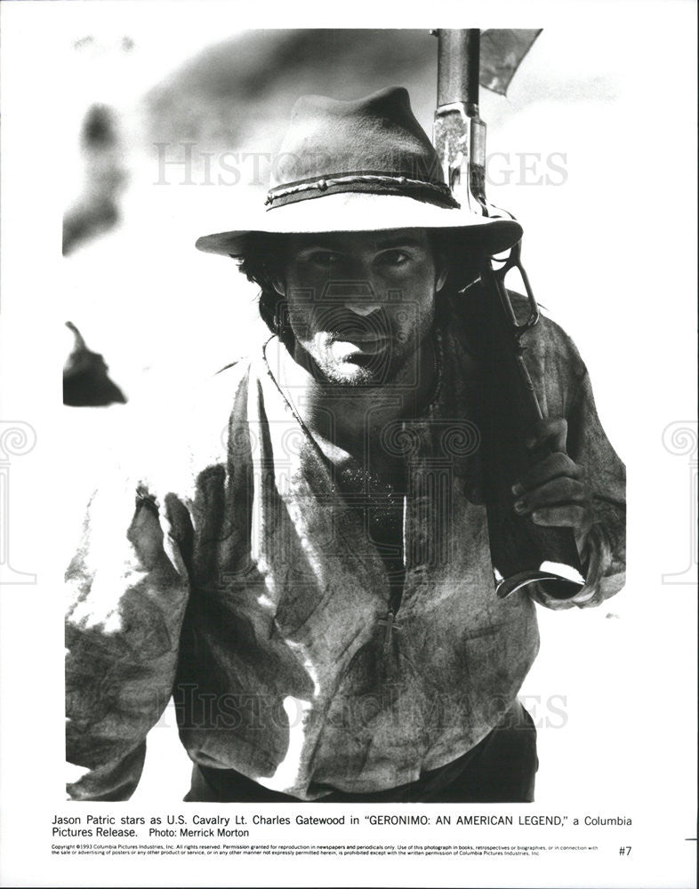1993 Press Photo GERONIMO: AN AMERICAN LEGEND star Jason Patric - Historic Images