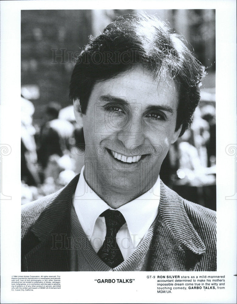 1984 Press Photo Ron Silver in "Garbo Talks" - Historic Images