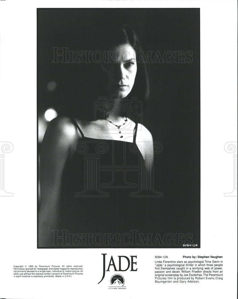 1995 Press Photo Linda Fiorentino, &quot;Jade&quot; - Historic Images