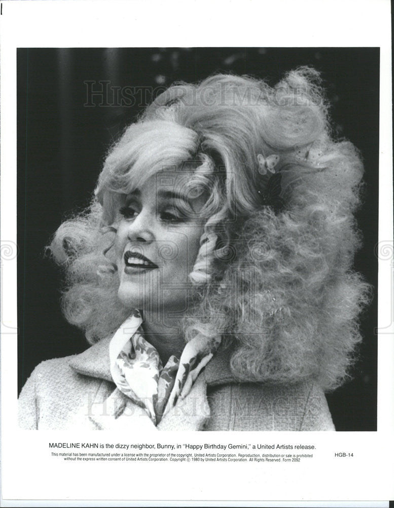 1980 Press Photo Madeline Kahn As Bunny In "Happy Birthday Gemini" - Historic Images