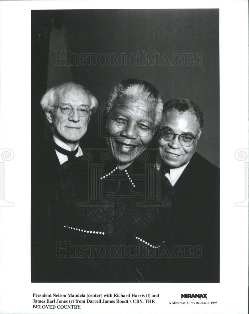 1995 Press Photo Nelson Mandela,Richard Harris and James Earl Jones - Historic Images