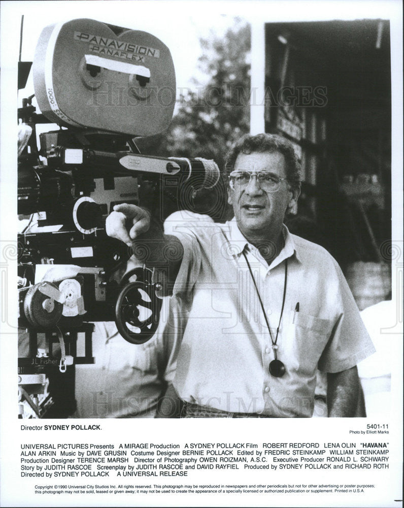 1990 Press Photo Sydney Pollack Director Filming Set Drama Film Havana - Historic Images