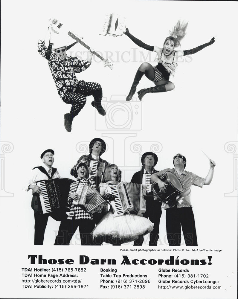 Press Photo Those Darn Accordians - Historic Images