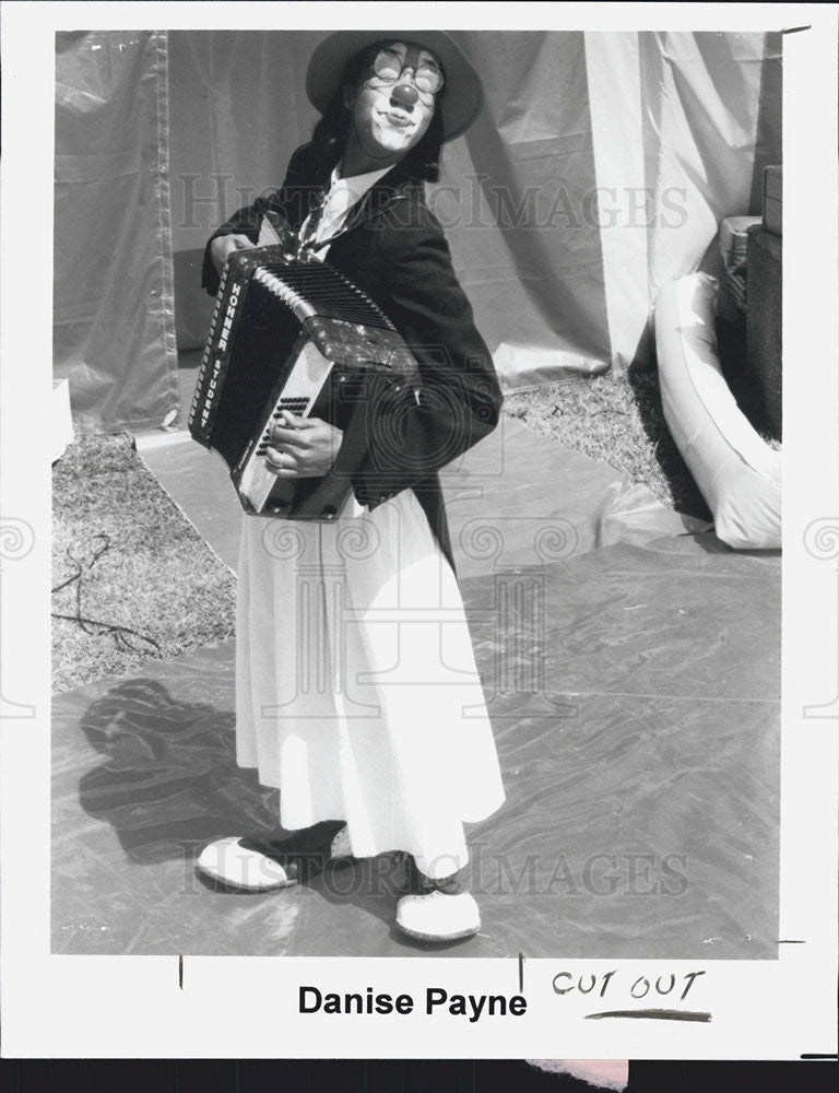 Press Photo Danise Payne as Clown - Historic Images