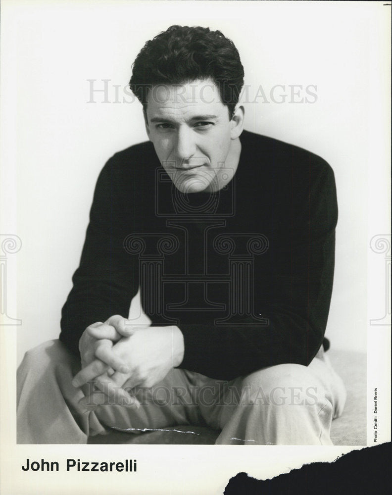 Press Photo John Pizzarelli An American Jazz Guitarist Vocalist Songwriter A - Historic Images