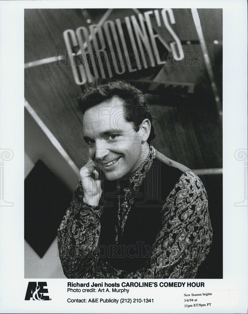 1994 Press Photo Richard Jeni Host Caroline&#39;s Comedy Hour - Historic Images