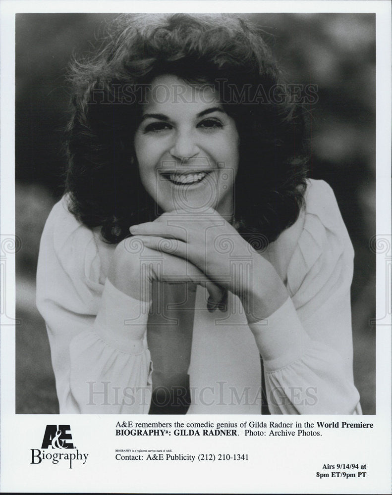 1994 Press Photo A&amp;E Biography Gilda Radner - Historic Images